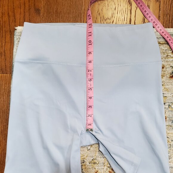 Reformation Ecomove 7 inch Blue Shorts, Size XL - Picture 8 of 15